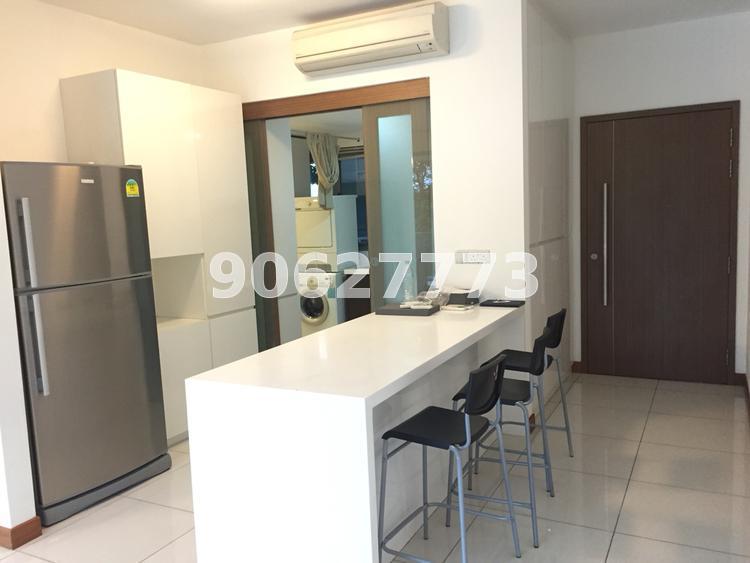 Waterfront Waves (D16), Condominium #63850952